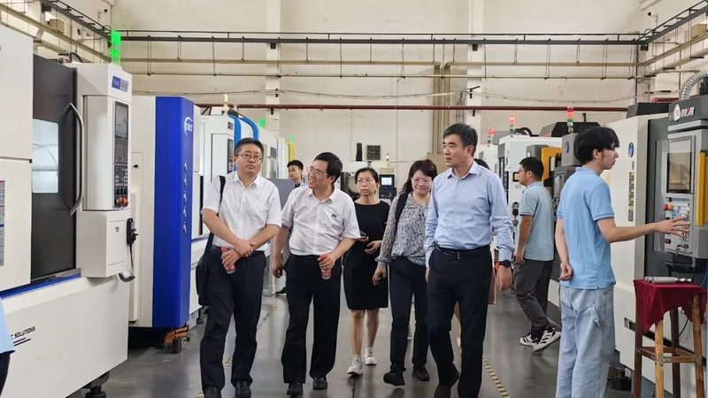 木工生产线设备：尺寸参数背后的考量因素**